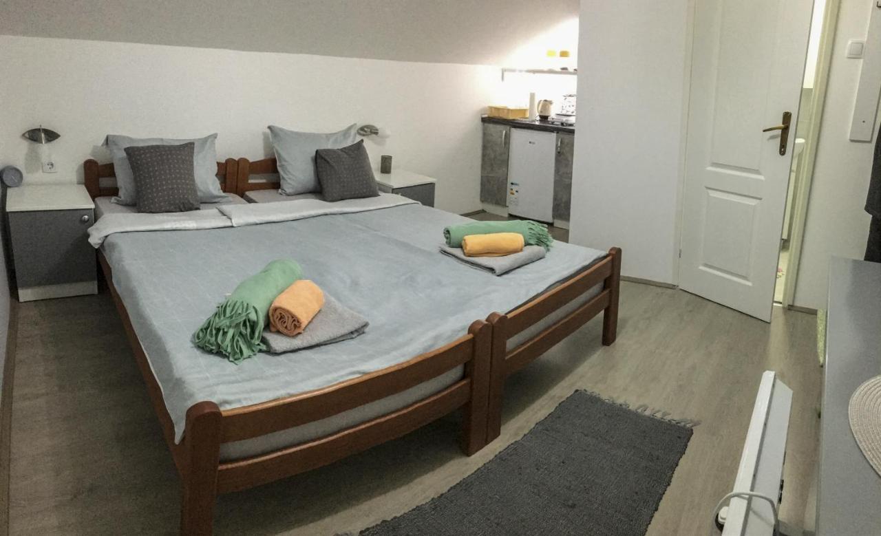 Appartamento S. A. L. Prenociste Zrenjanin Esterno foto