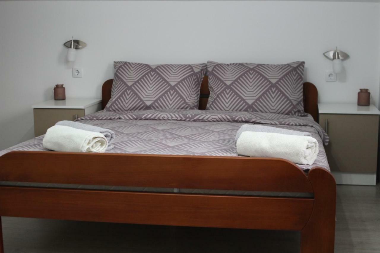 Appartamento S. A. L. Prenociste Zrenjanin Esterno foto