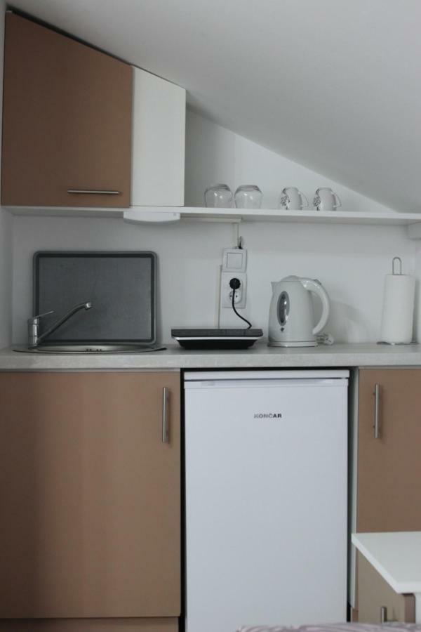 Appartamento S. A. L. Prenociste Zrenjanin Esterno foto