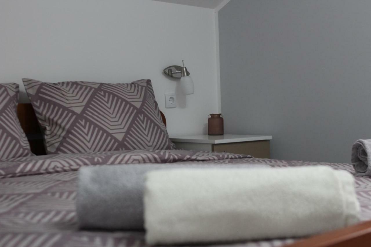 Appartamento S. A. L. Prenociste Zrenjanin Esterno foto